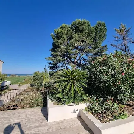 Mas Au Bord De L'etang Villa