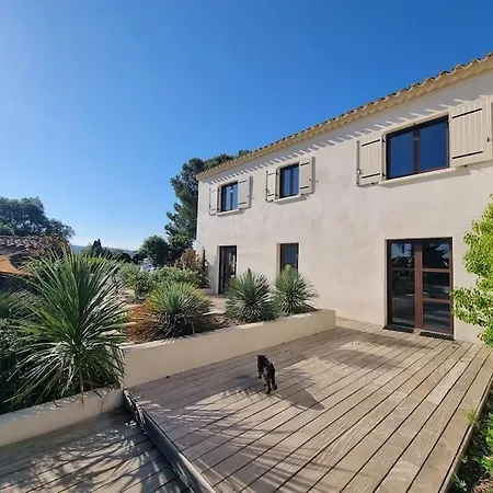 Villa Mas Au Bord De L'etang *