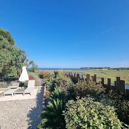 Mas Au Bord De L'etang *