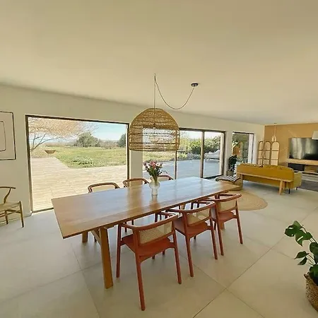 Mas Au Bord De L'etang Villa